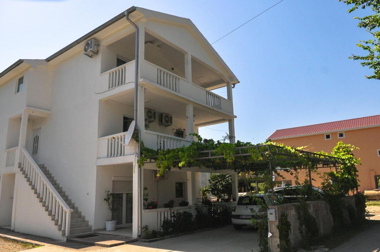 Guest House Markovic Будва Екстер'єр фото