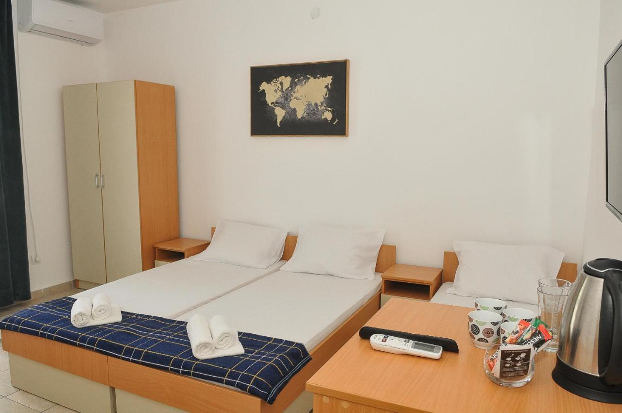 Guest House Markovic Будва Екстер'єр фото