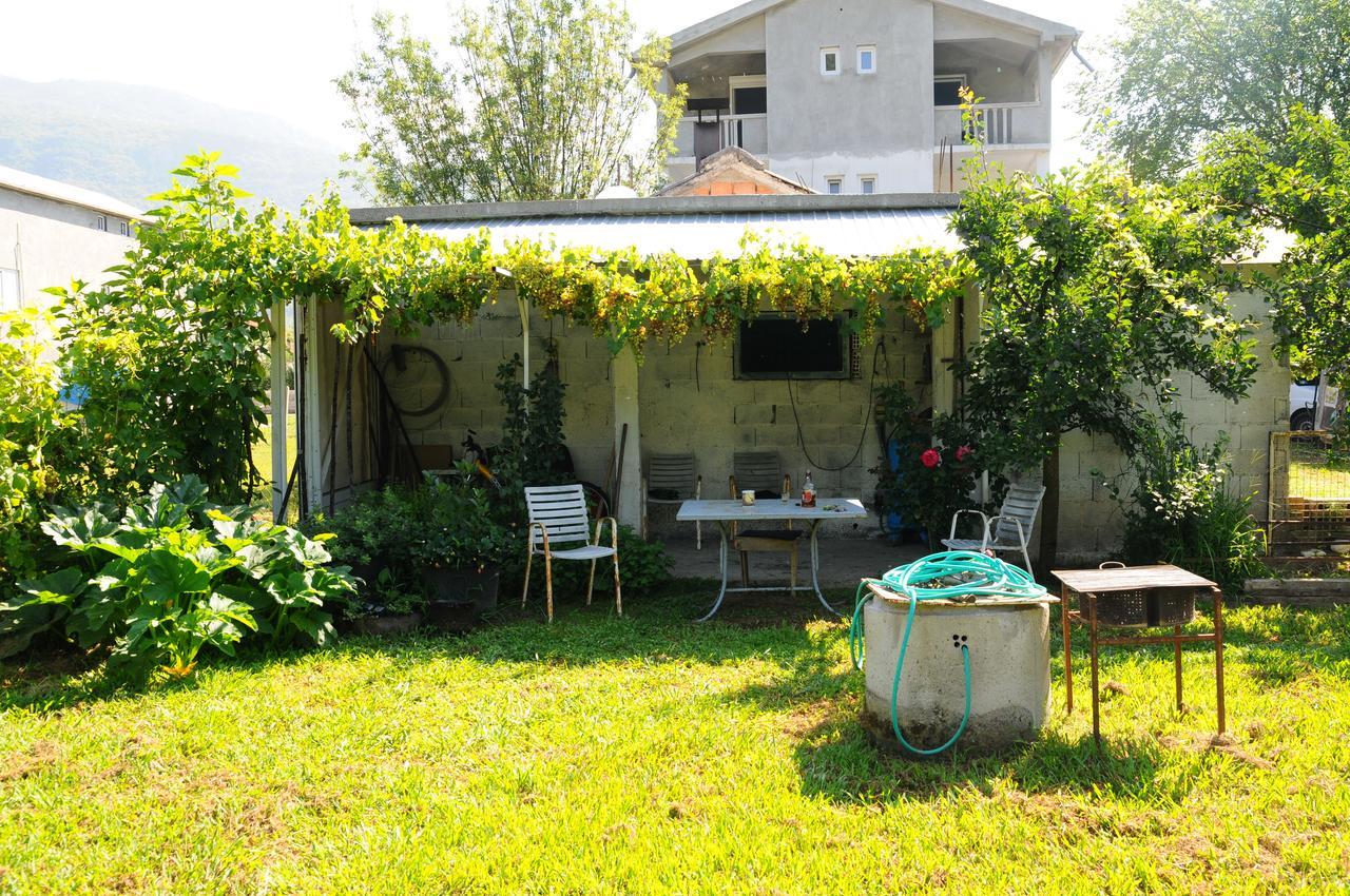 Guest House Markovic Будва Екстер'єр фото